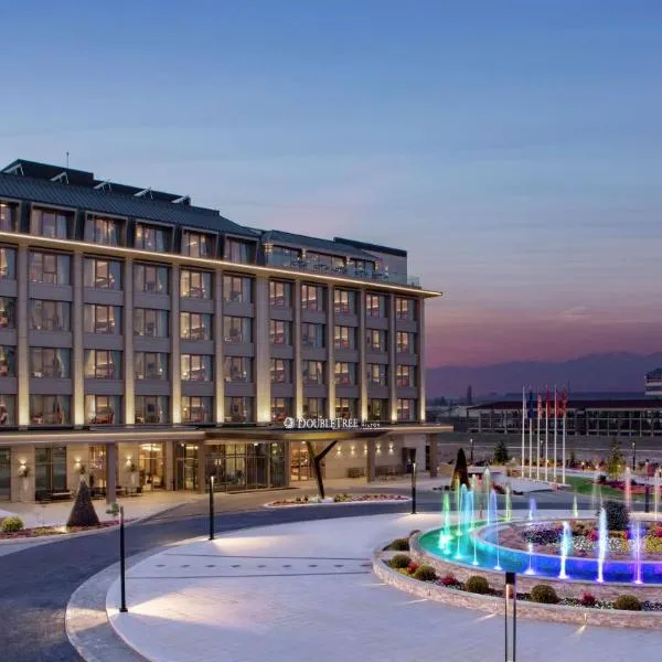 DoubleTree By Hilton Skopje, hotel in Skopje