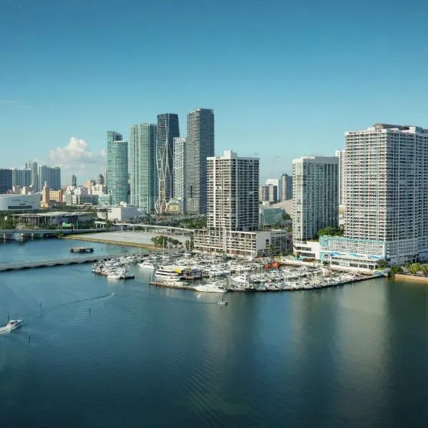 DoubleTree by Hilton Grand Hotel Biscayne Bay, hotel en Miami