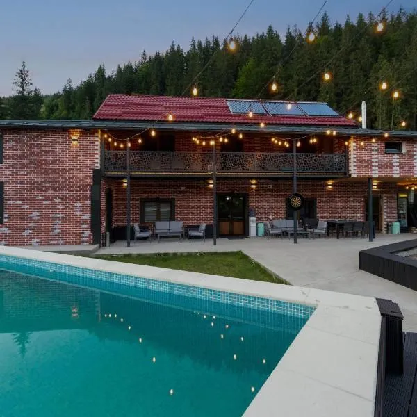 Transylvania House, hotel in Arieşeni