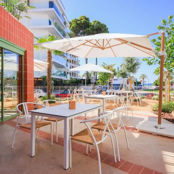 Terra Aurea Aparthotel, hotel i Salou