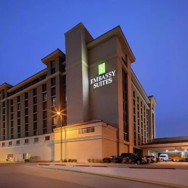 Embassy Suites Dallas - Park Central Area, hôtel à Dallas