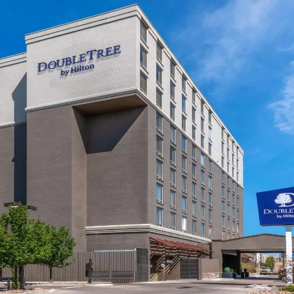 DoubleTree by Hilton Denver Cherry Creek, CO, hotel in Denver