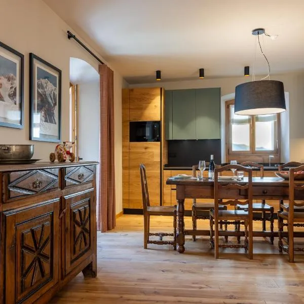 Maison Luboz - Courmayeur, hotel in Courmayeur