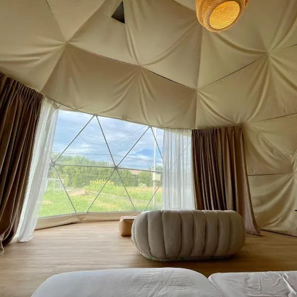 ポセイドン グランピング Poseidon Glamping, хотел в Kujukuri