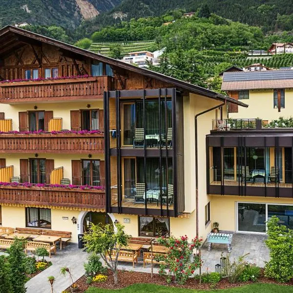 Hotel Obermoosburg, hotel u gradu Koldrano