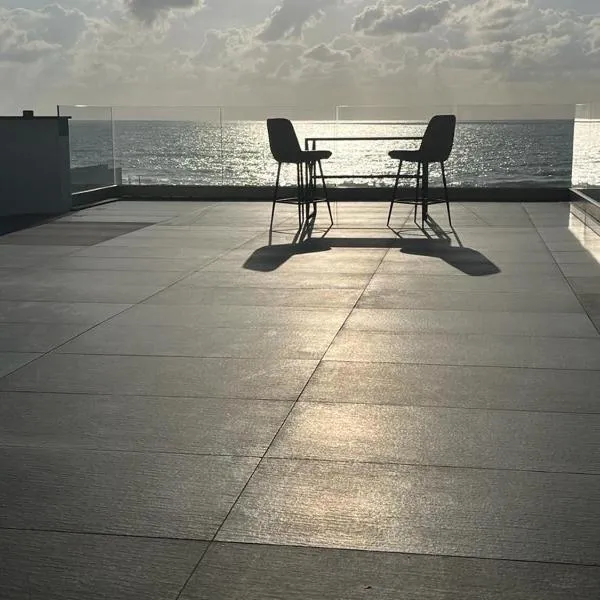 מלון בוטיק H34, hotel in Nahariyya