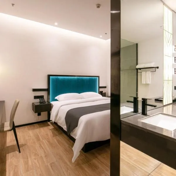 Geli Hotel Nanning East Railway Station – hotel w mieście Nanning