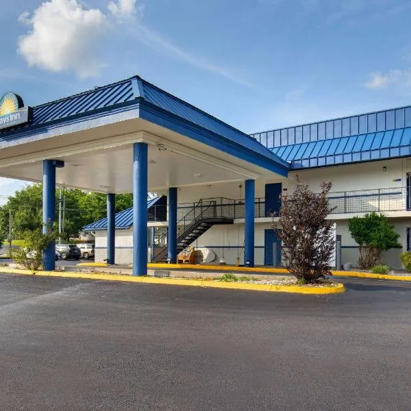 Days Inn by Wyndham Knoxville North, hotel in Knoxville