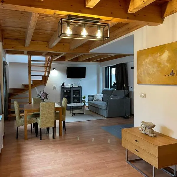 Apartamentos Ciudad Santiago, hotel in Santiago de Compostela