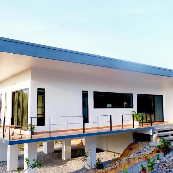 Sam Lanta, Hotel in Phra Ae beach