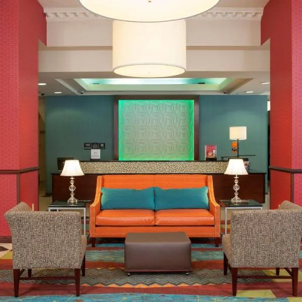 Hampton Inn Indianapolis Downtown Across from Circle Centre, hotel in Indianapolis