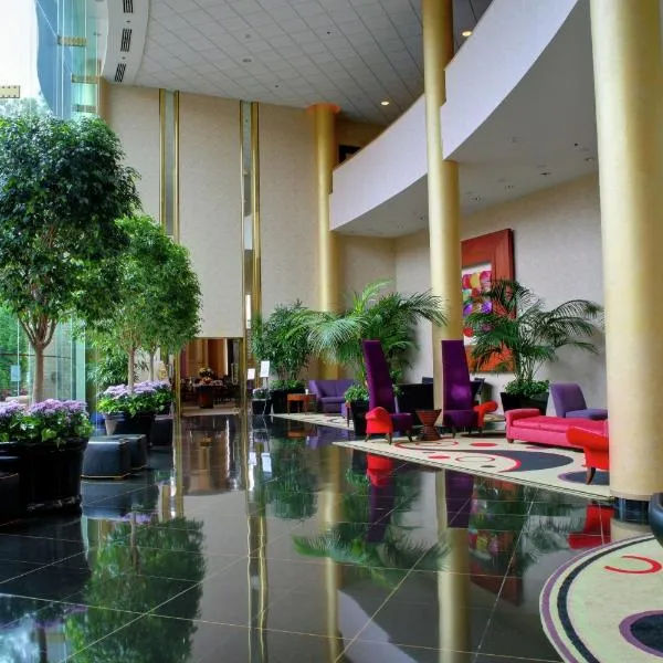 DoubleTree by Hilton Washington Dulles Airport, hotel em Herndon