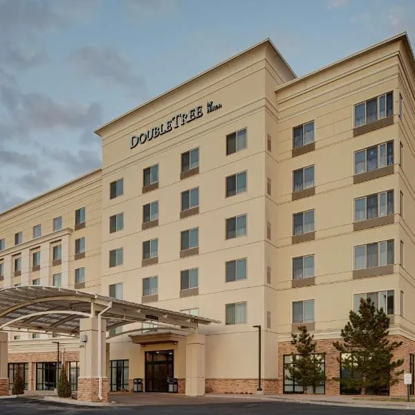 DoubleTree by Hilton Denver International Airport, CO, hotel in Denver