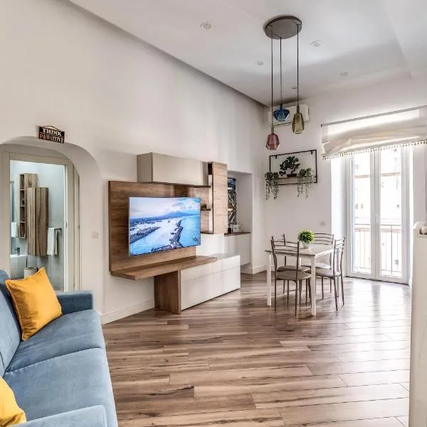 Claudia's Home، فندق في نابولي