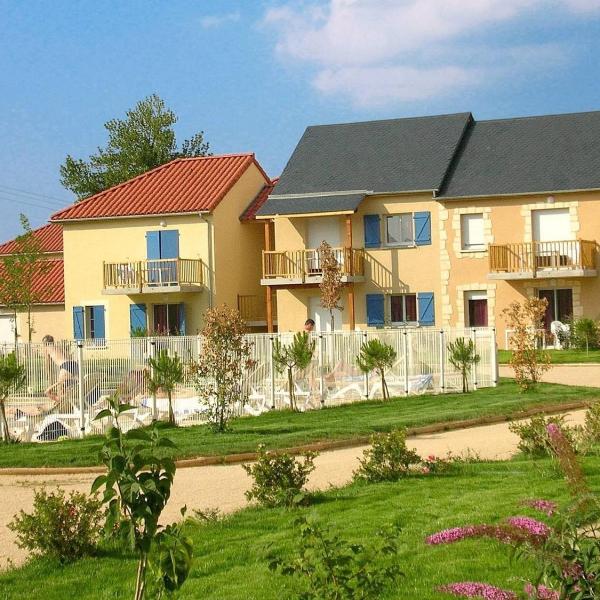 Colorful home in a castle-rich setting in Périgord