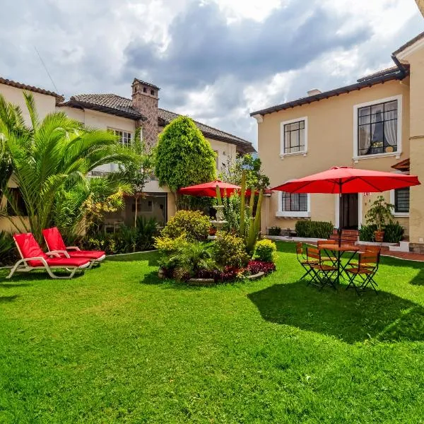 Hotel La Cartuja, khách sạn ở Quito