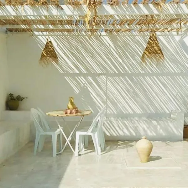 Dar almasyaf, maison bord de mer, hôtel à Gabès