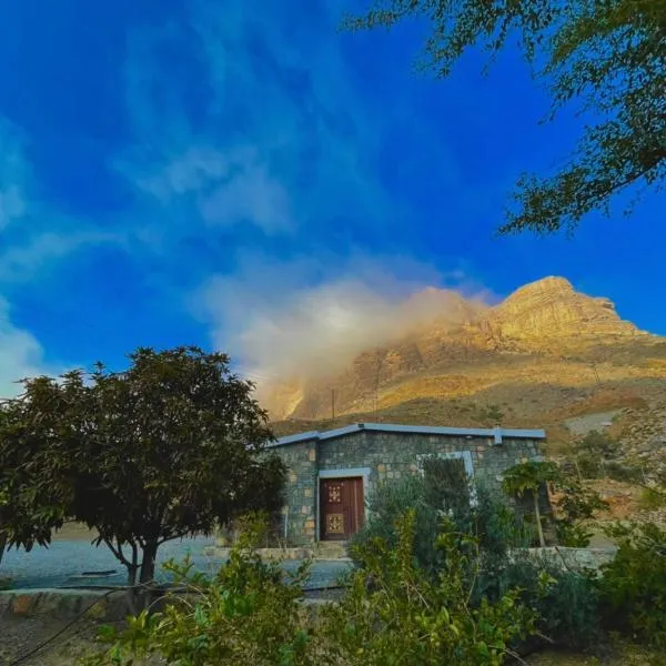 Jabal Shams Villa, hotel v destinaci Sa‘ab Banī Khamīs