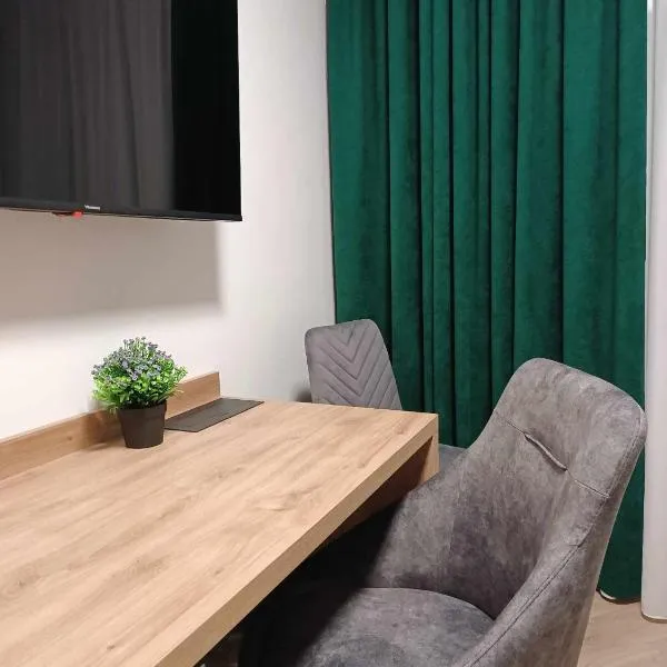 Adula - pokoje i apartamenty, hotel in Janów Lubelski