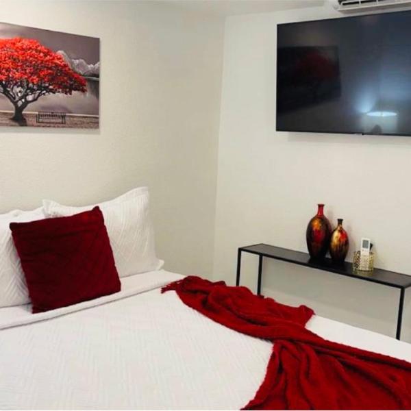 Cozy Studio…5 min away from LAS Airport. “, Las Vegas