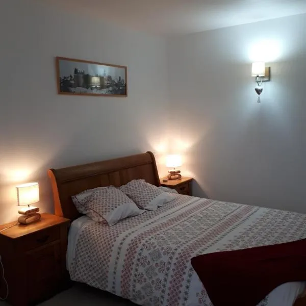 chez Zabou chambre Suzannaise, hôtel à Sainte-Suzanne