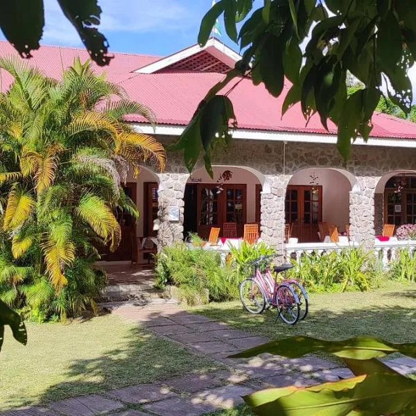 Villa Rafia, hotel v destinaci Baie Sainte Anne