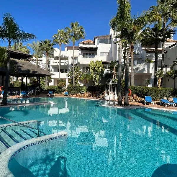 Cozy apartments near Puerto Banús, khách sạn ở Marbella