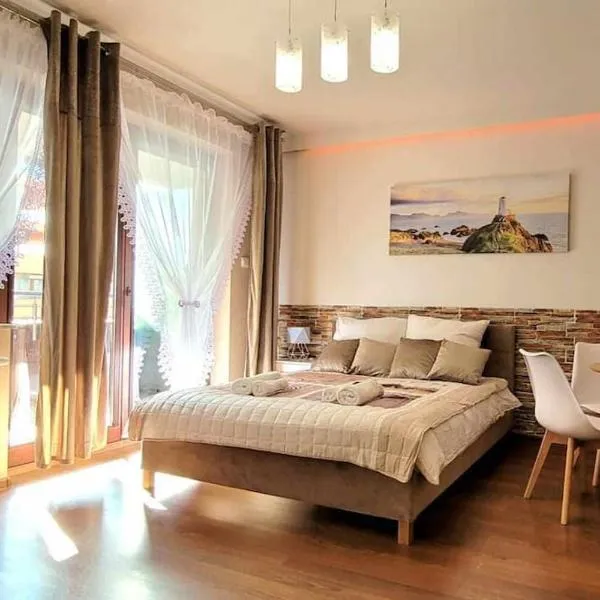 Modern Apartment SANDY BEACH down town, aquapark, free parking, hotel v Krakově