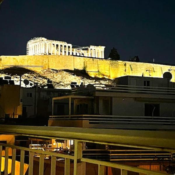 Acropolis Area Flat with Parthenon Views