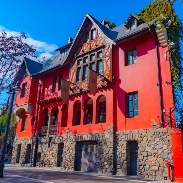 Hotel Boutique Castillo Rojo, hotel in Santiago