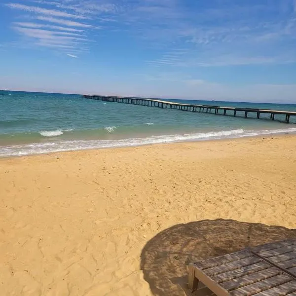 متاح للايجار للعائلات فقط! شاليه بقرية اورلاندو 1بالعين السخنة For families only !cozy chalet in orlando 1 Ain El sokhna, hotel v destinaci Ain Soukhna