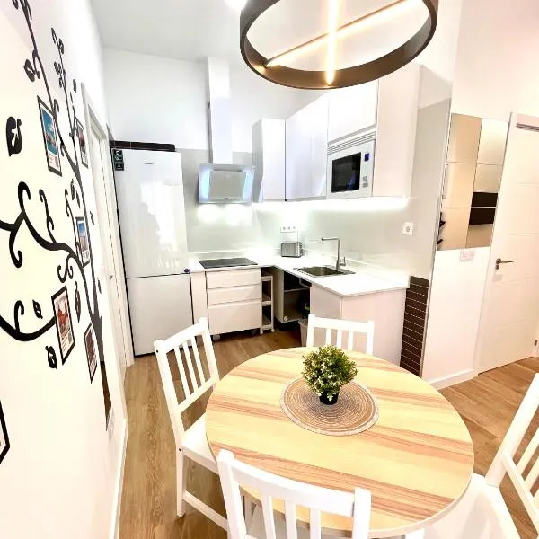 Acogedor apartamento 5 personas, hotel in Valencia