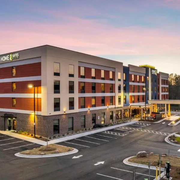 Home2 Suites by Hilton Raleigh West Lenovo Center, hotel u gradu Rali