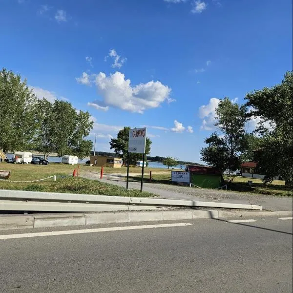 Camp Miroc water, hotel 