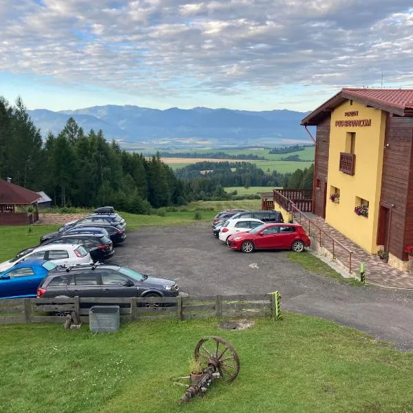 Penzión pod Barancom, hotel ve Žiar