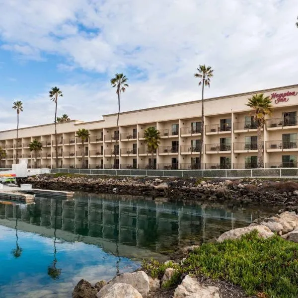 Hampton Inn Channel Islands Harbor, hotel v destinaci Oxnard