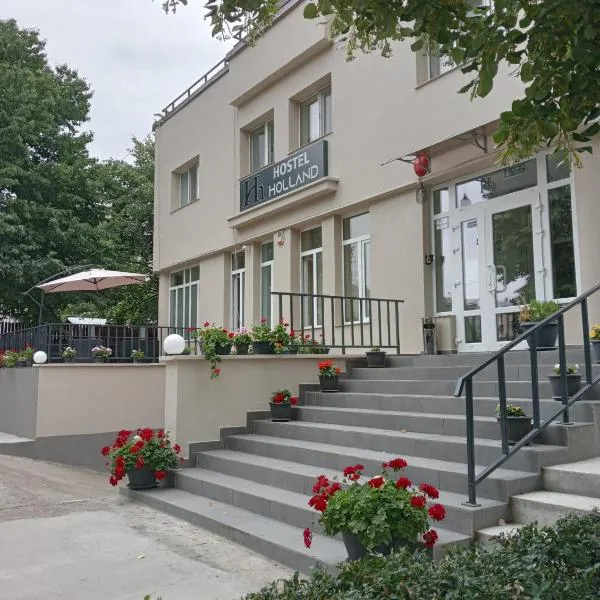 Hostel Holland Bacau, отель в Бакэу