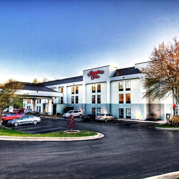 Hampton Inn Jonesville/Elkin, hôtel à Arlington