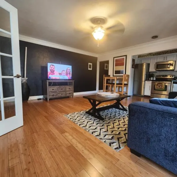 Cozy View Downtown Atlanta Condo, hotel in Atlanta