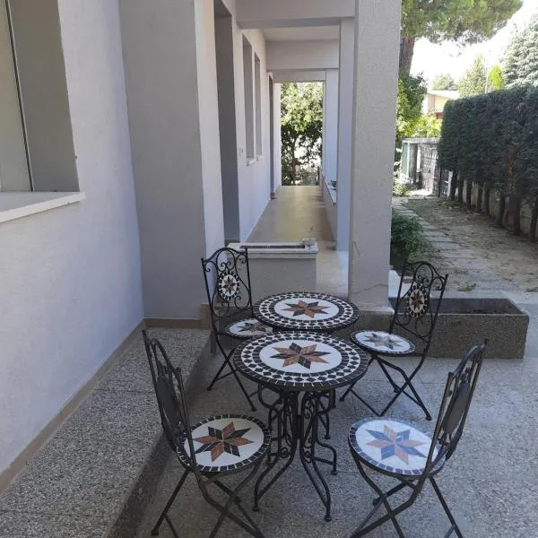 Spazioso Appartamento in casa singola Padova con giardino, hotel em Pádua