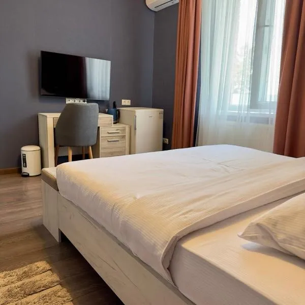 Львівський, hotel in Lviv