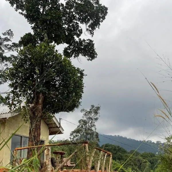Solitary Cottage Dunhinna, hotel v destinaci Teldeniya