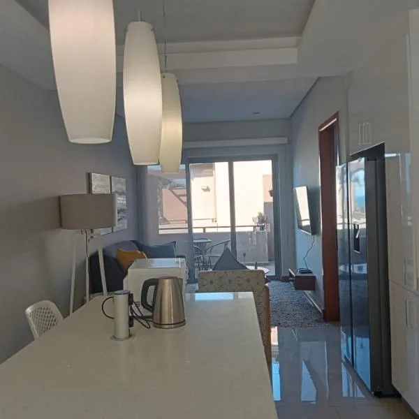 Stylish modern 2 bed apartment in Shaka's Rock, hotel di Ballito