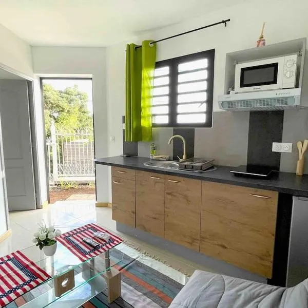 Inn Bethel America, hotel en La Possession