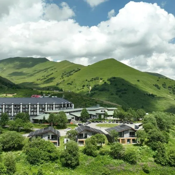 Marco Polo Hotel Gudauri: Gudauri şehrinde bir otel