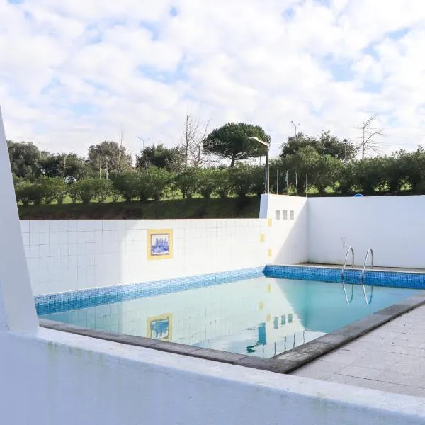 Hotel Louro, hotel v destinaci Óbidos