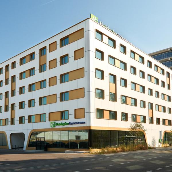 Holiday Inn Express & Suites - Basel - Allschwil by IHG, Базель
