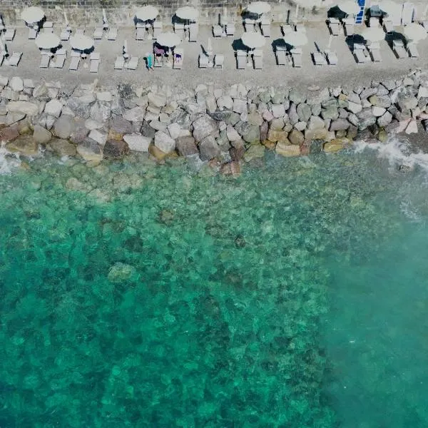Villaggio Smeraldo, hotel in Moneglia