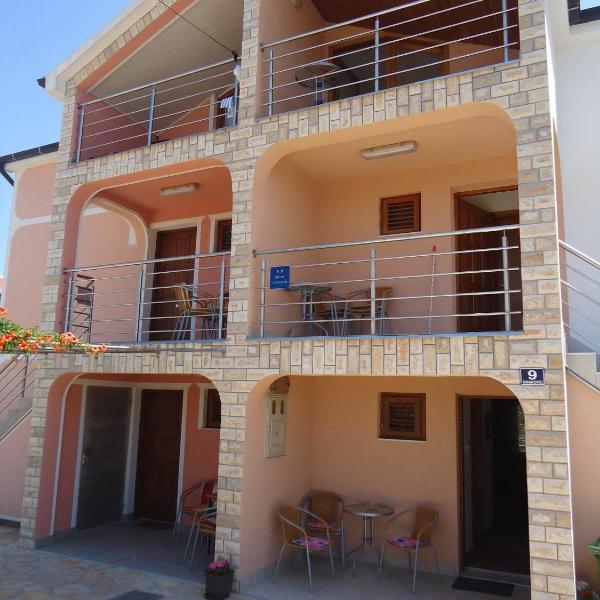 Apartments Di Gallo