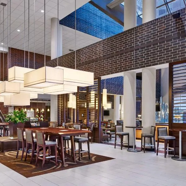 Sheraton Indianapolis Hotel at Keystone Crossing, hotell Allisonville’is